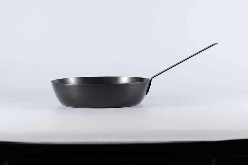 Non-stick Skillet with Steel handle