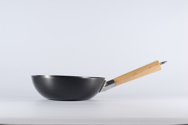 Non-stick Wok with Wooden handle